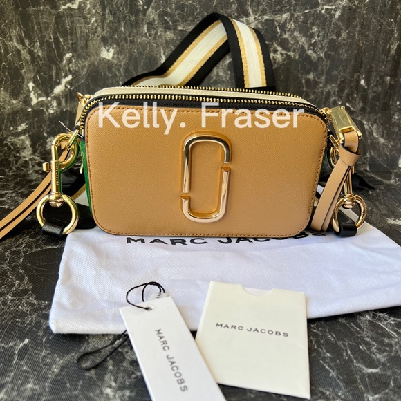 Marc Jacobs The Mixed Media Snapshot Crossbody Bag - Picture 4 of 10